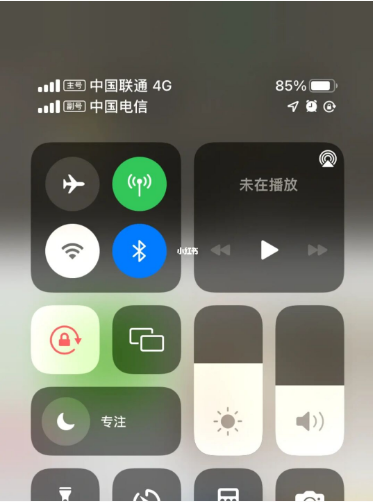 洛宁苹果手机维修分享iPhone双卡信号解决办法 